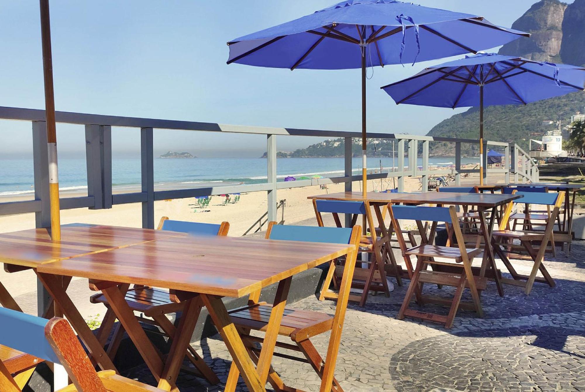 Hotel Nacional Rio De Janeiro - Oficial מראה חיצוני תמונה A beach bar in Rio de Janeiro, Brazil