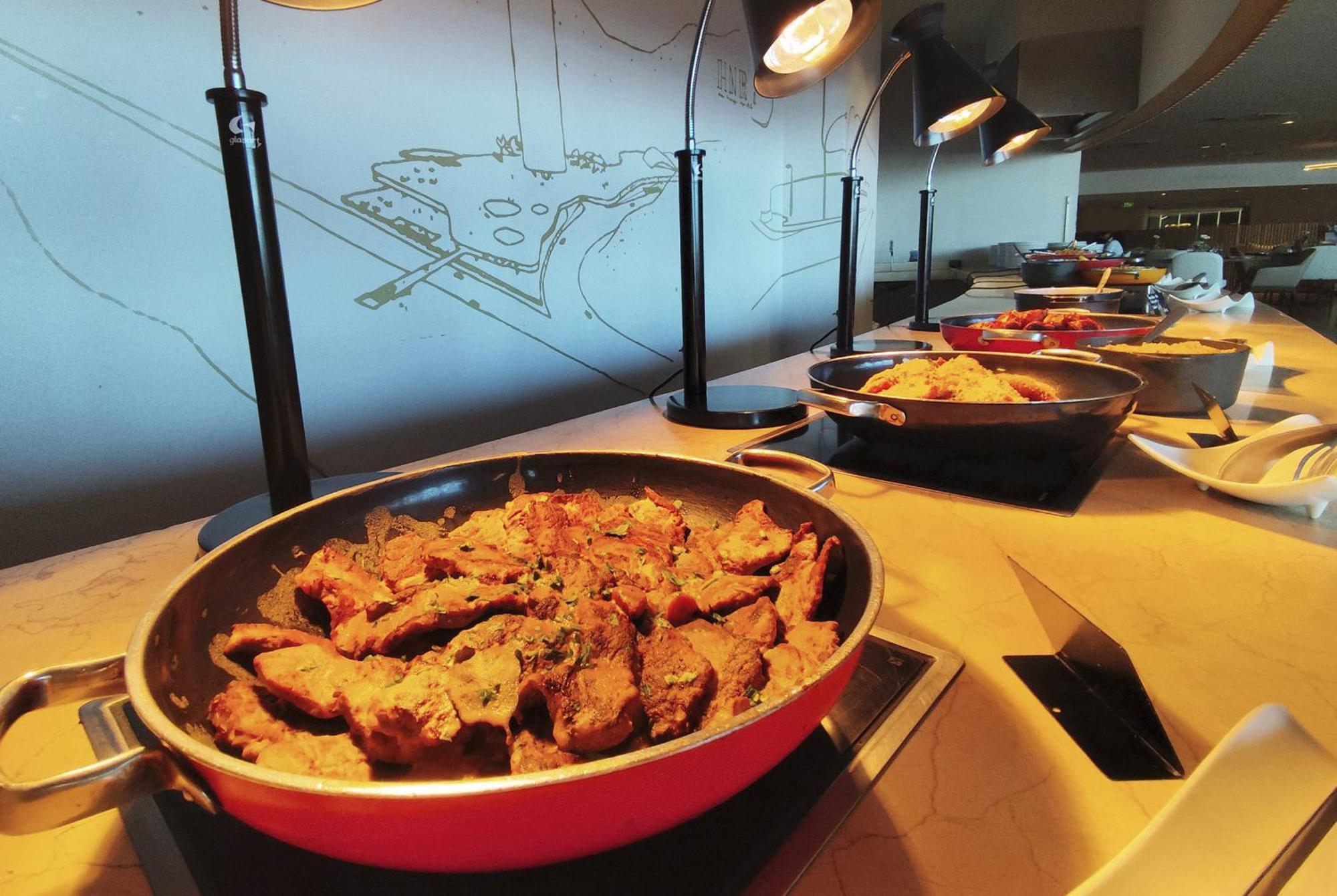 Hotel Nacional Rio De Janeiro - Oficial מראה חיצוני תמונה A buffet at a restaurant
