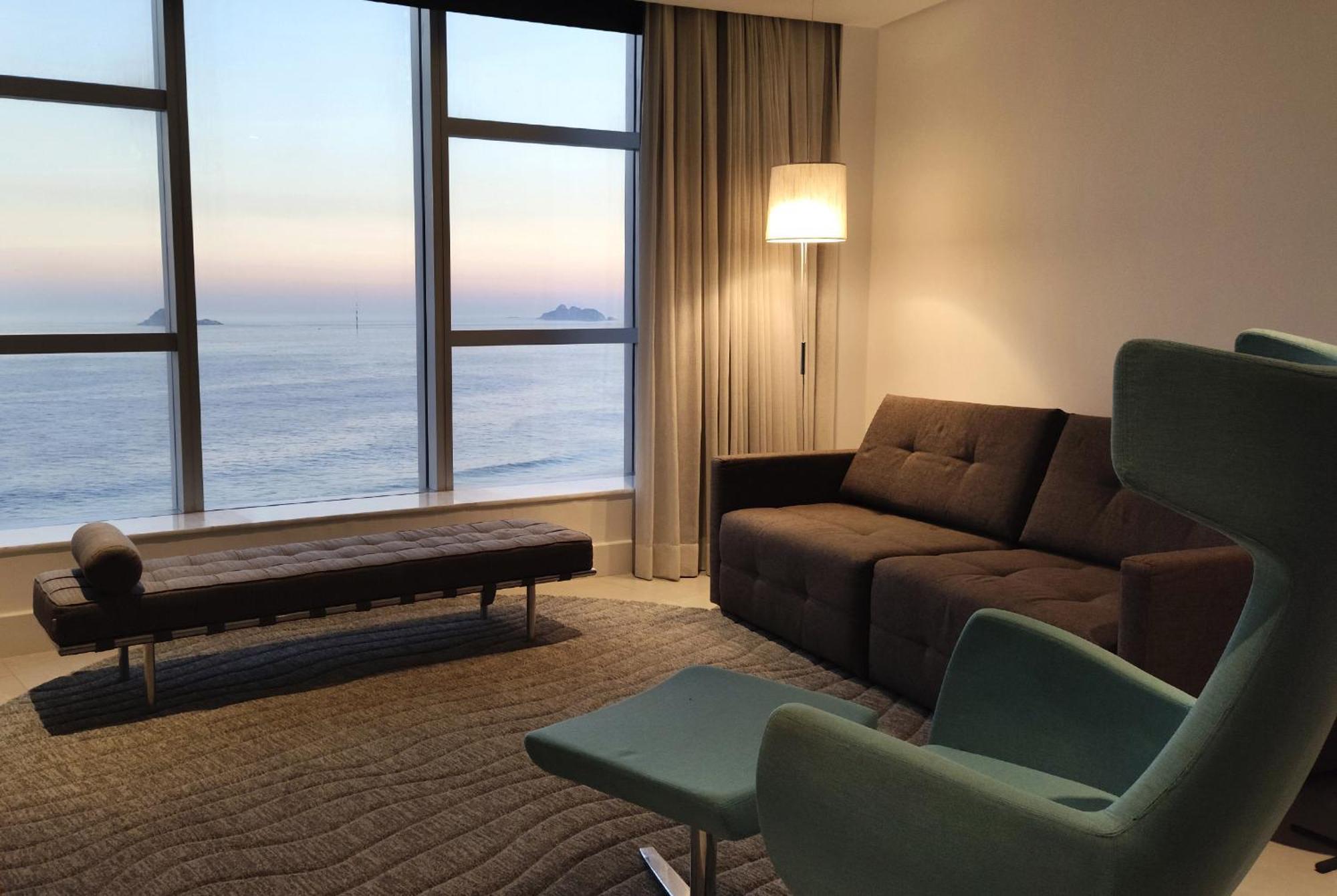 Hotel Nacional Rio De Janeiro - Oficial מראה חיצוני תמונה A living room in a hotel suite